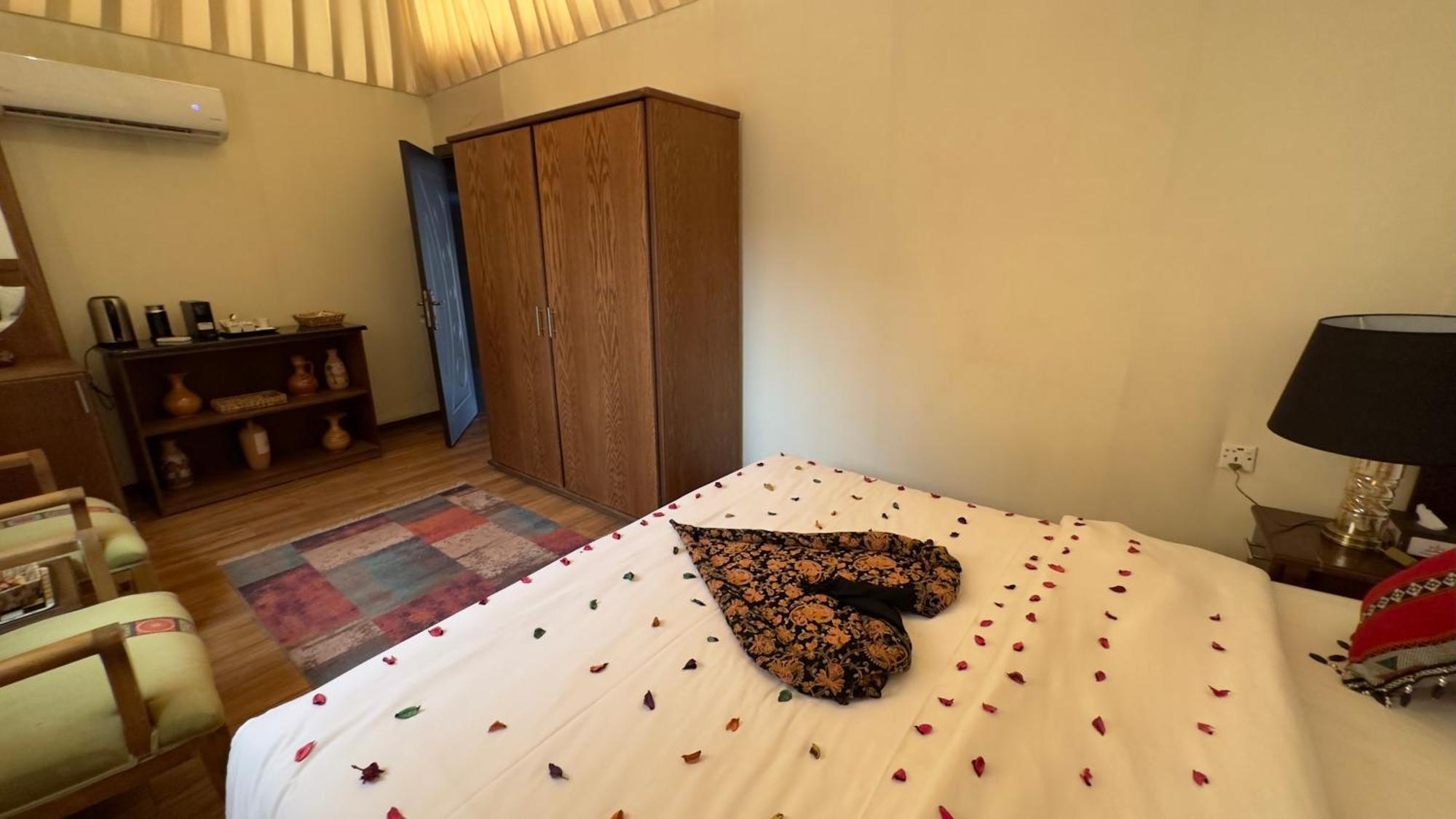 Luxury tent Mazayen Camp