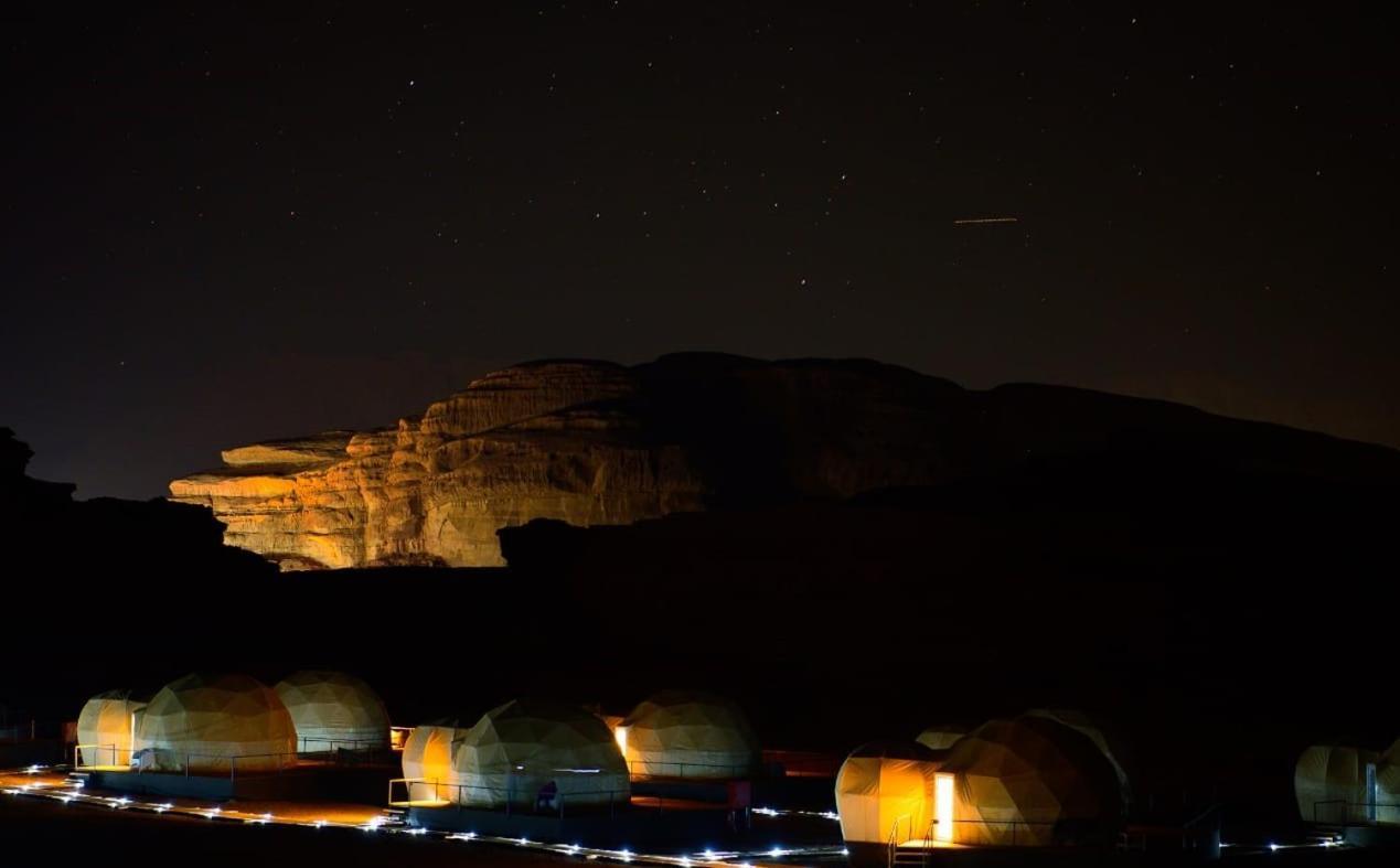 Mazayen Camp Luxury tent Wadi Rum